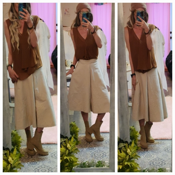 RARE Designer Aki. Design THICK Flowy Super Wide Leg Cropped Stretch Pant/ Skirt
